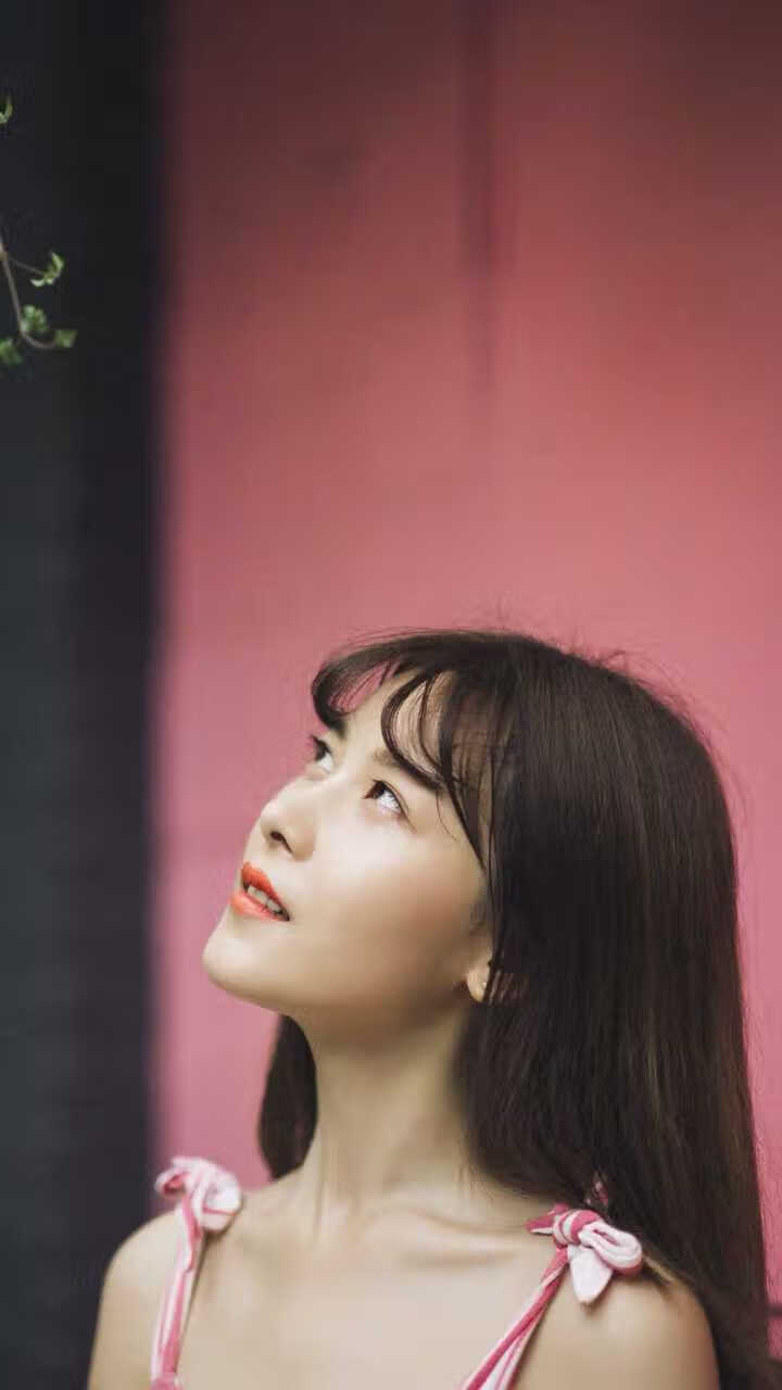 开云体育在线入口-“高新体育中心羽毛球:快速反应与精准击球的完美展示”